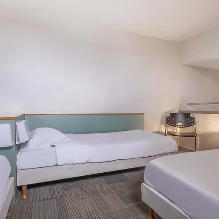 La Rochelle Centre Hotel