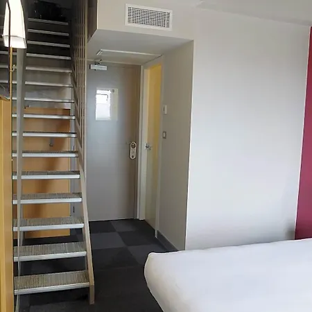 Centre 3 Etoiles Hotel