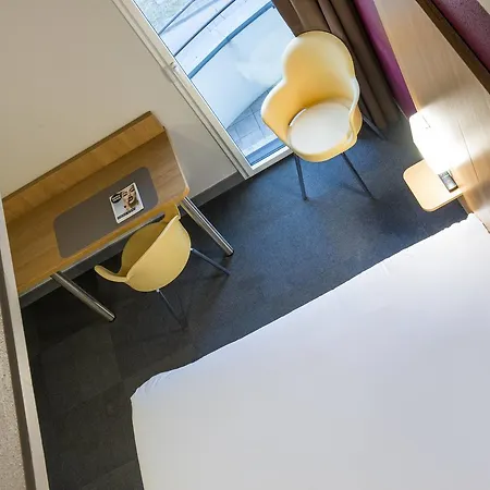 La Rochelle Centre 2*