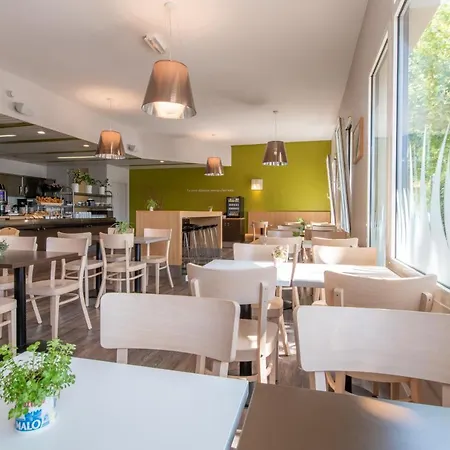 Centre 2* La Rochelle (Charente-Maritime)