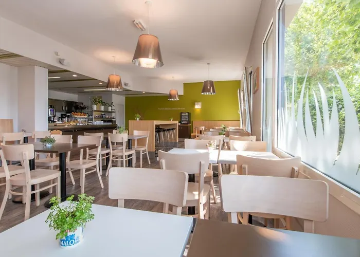 Centre 2* La Rochelle (Charente-Maritime)